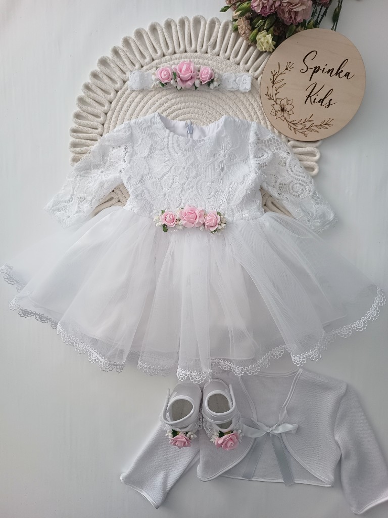 Sukienka na Chrzest Święty z koronkowymi rękawkami