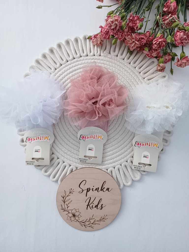 Ażurkowe skarpetki z tiulem-3 kolory