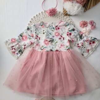 Sukienka z perełkami i rękawkiem do łokcia