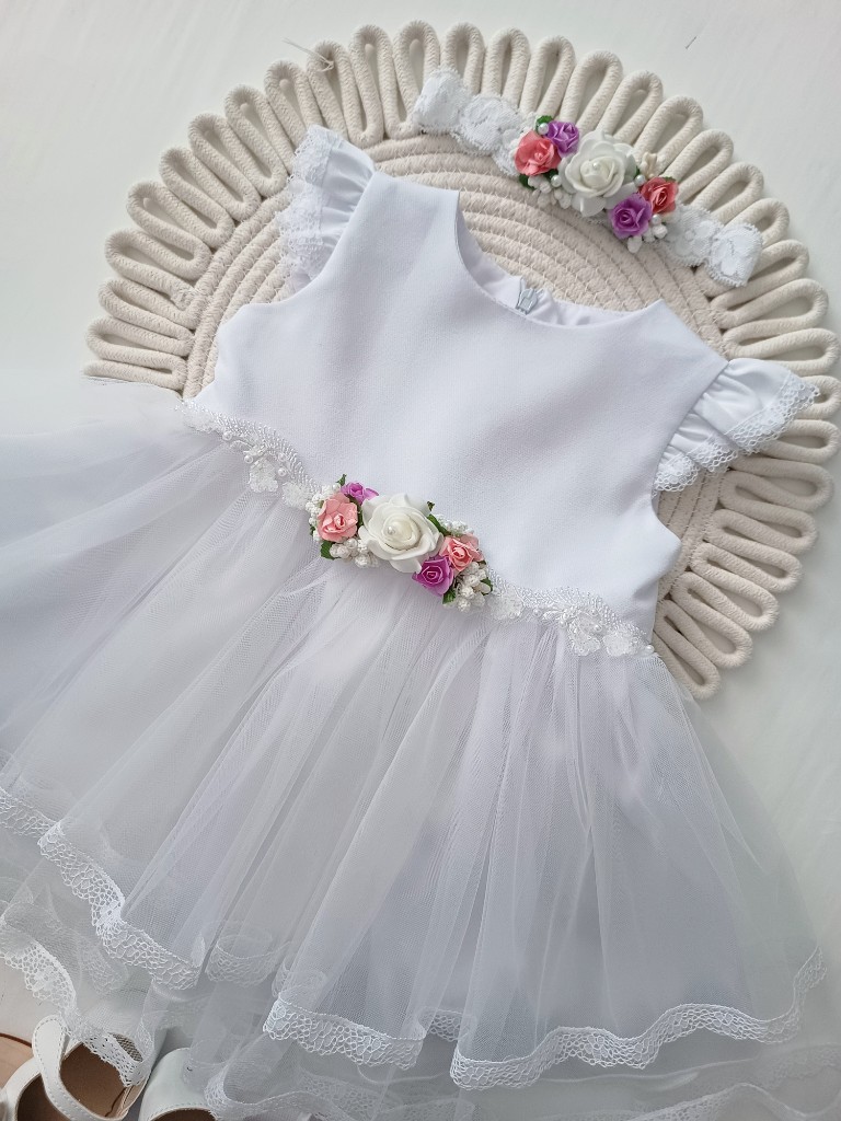 Sukienka na Chrzest Święty z motylkowym rękawkiem - obrazek 2