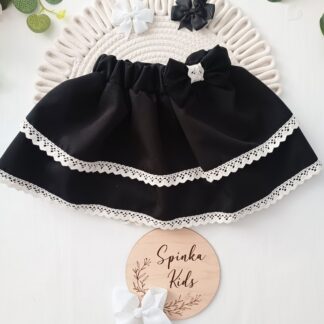 Spódniczka czarna z koronką