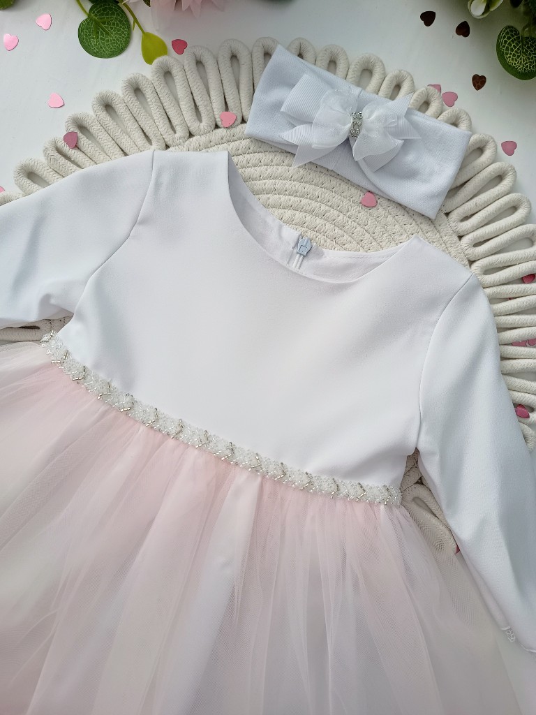 Sukienka z koralikami w talii i różowym tiulem - obrazek 3