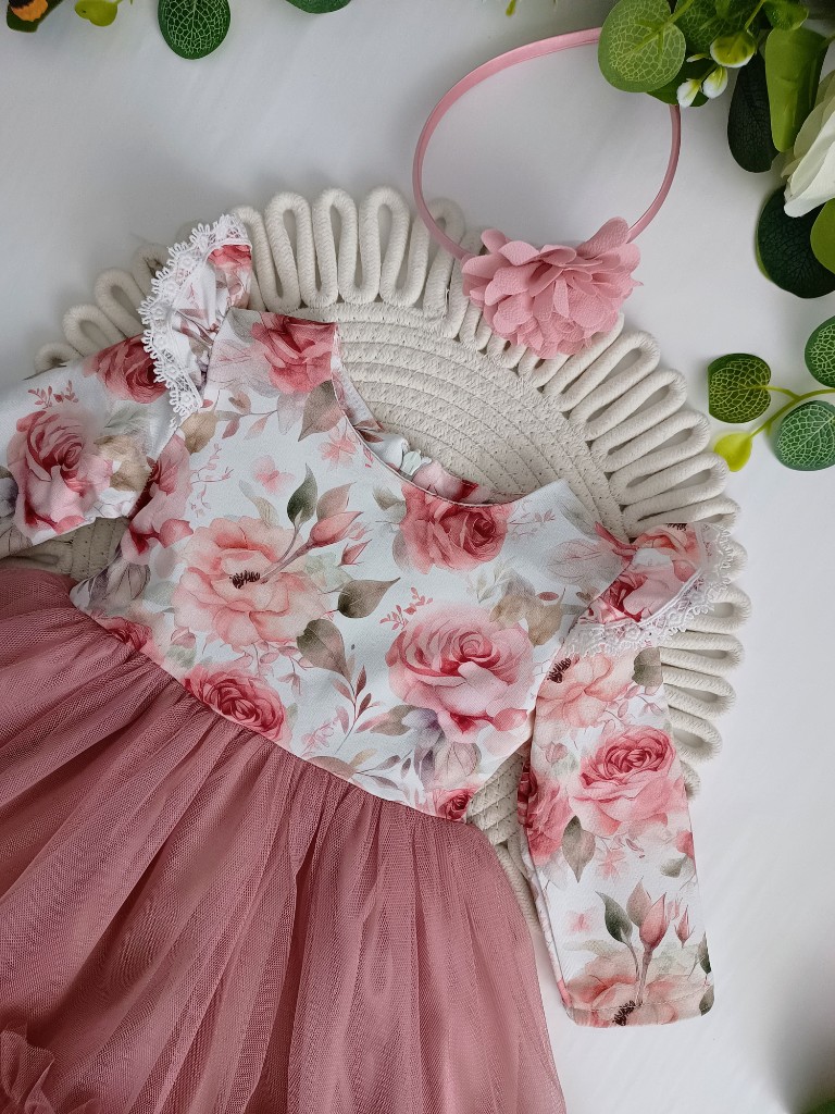 Sukienka tiulowa -pudrowa w róże - obrazek 2