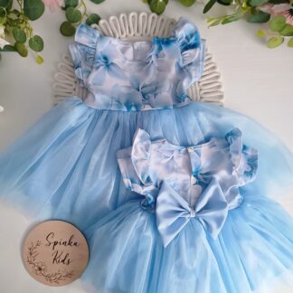 Sukienka tiulowa z kokardą błękit