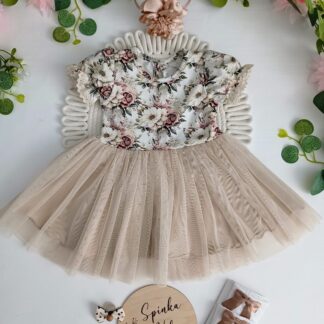 Sukienka z tiulem odcienie beżu